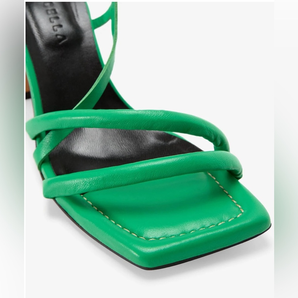 💚NWOT Marcella NYC - 3” Valerie Sandals - Spring Green - Size 6 - Picture 3 of 14